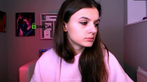 Snapshot of lisa_dark_ chatting on 01-16-26, 10:08 Lisa online show from 01-16-26, 10:08