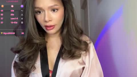 Snapshot of lisa_graham chatting on 03-11-26, 04:18 lisa_graham online show from 03-11-26, 04:18