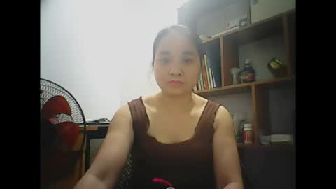 lisa_hanw online show from 05-01-26, 01:32