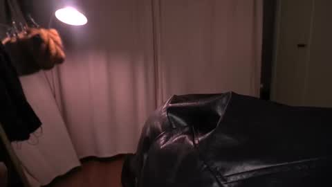 Elisabeth or Lisa online show from 03-28-26, 08:41