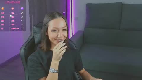 Lisa online show from 05-22-26, 05:51