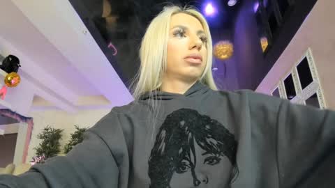 Snapshot of lisaakira chatting on 12-01-25, 06:51 onlyfans-lisaakira instagram-lisaakira9 twitter-lisaakira4 online show from 12-01-25, 06:51