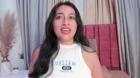 Snapshot of lisahadwiin chatting on 01-21-25, 06:23 LisaHadwiin online show from 01-21-25, 06:23