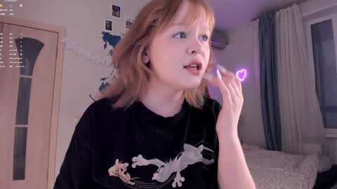 Snapshot of lisalaas chatting on 12-21-24, 03:31 -Lisa- Help me to reach 100 thumbs up3 online show from 12-21-24, 03:31