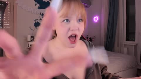 Snapshot of lisalaas chatting on 12-22-24, 09:42 -Lisa- Help me to reach 100 thumbs up3 online show from 12-22-24, 09:42