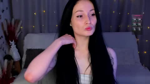 Snapshot of lisamooore chatting on 03-06-25, 03:56 Lisa Moore online show from 03-06-25, 03:56