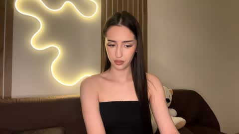 Snapshot of lisamur_ chatting on 05-20-26, 05:08 Lisa online show from 05-20-26, 05:08