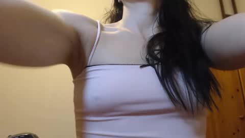 Snapshot of lisaskybaby chatting on 04-26-26, 06:49 Lisaskybaby online show from 04-26-26, 06:49