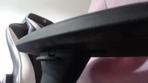 Snapshot of lisaskybaby chatting on 05-11-26, 06:30 Lisaskybaby online show from 05-11-26, 06:30