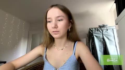 Snapshot of lisasmall chatting on 07-16-26, 04:46 lisasmall online show from 07-16-26, 04:46