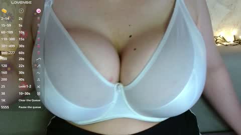 Snapshot of lisatime chatting on 01-30-25, 06:10 Lisa-Time online show from 01-30-25, 06:10