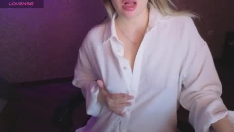 Anna online show from 04-08-26, 10:43