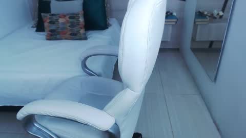 Snapshot of liseth_fox chatting on 01-08-25, 03:28 Liseth Fox online show from 01-08-25, 03:28