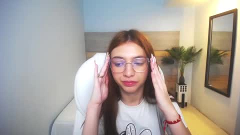 Liseth Fox online show from 01-27-25, 07:56