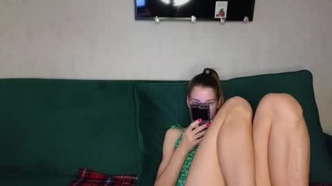 Kris Maks online show from 02-21-25, 05:56