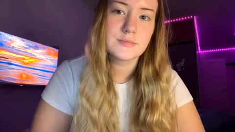 Snapshot of lisi_kiss_ chatting on 06-03-26, 07:41 Aurora online show from 06-03-26, 07:41