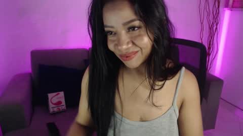 Snapshot of liss_petty chatting on 01-17-25, 05:32 Liss online show from 01-17-25, 05:32