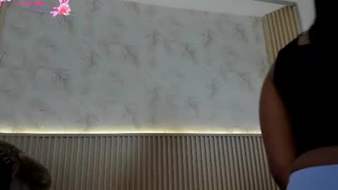 Snapshot of liss_reyes chatting on 07-12-26, 02:41 Liss online show from 07-12-26, 02:41