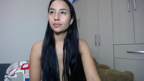 Snapshot of lissa2021 chatting on 01-09-25, 01:02 Lisa online show from 01-09-25, 01:02