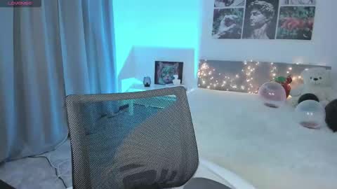 Snapshot of lissameoww chatting on 10-31-25, 01:39 lissameoww online show from 10-31-25, 01:39