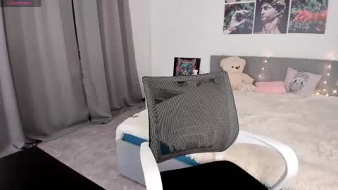 lissameoww online show from 04-11-26, 01:43