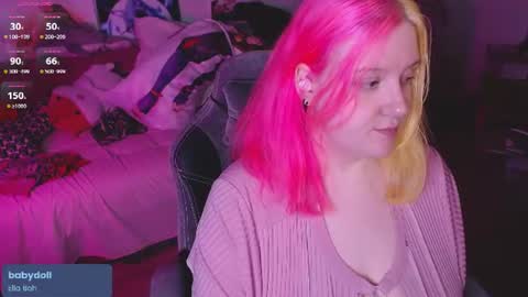 Snapshot of lissamuff chatting on 06-21-26, 04:20 Lissa online show from 06-21-26, 04:20