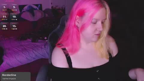 Snapshot of lissamuff chatting on 07-18-26, 03:49 Lissa online show from 07-18-26, 03:49