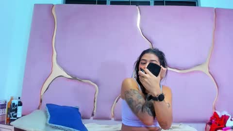 LISSA JHONS online show from 12-31-24, 08:26