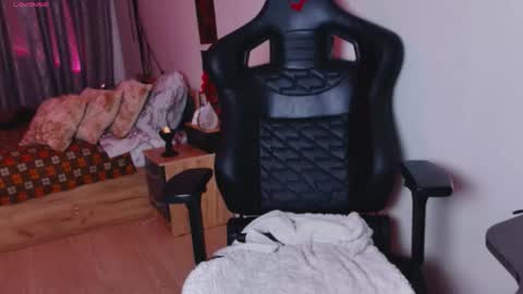 Lissa online show from 10-23-25, 10:36