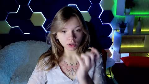 Lena online show from 12-29-24, 01:13