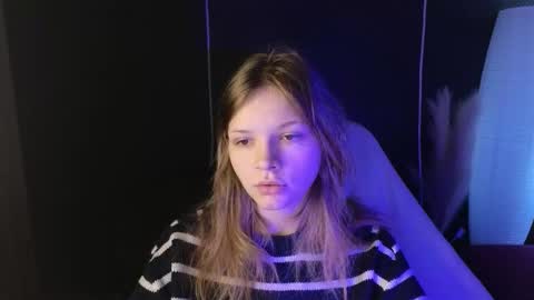 Lena online show from 10-15-25, 07:52