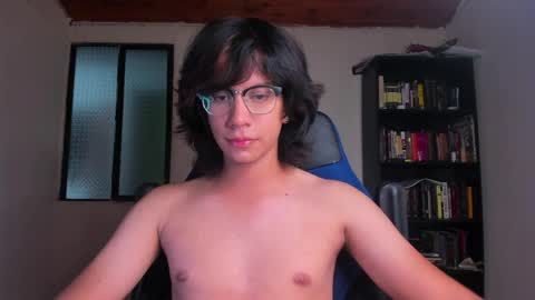 Literateboy online show from 04-01-26, 01:39