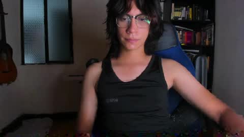 Literateboy online show from 04-08-26, 01:38