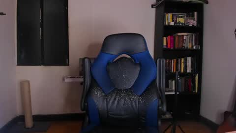 Snapshot of literateboy chatting on 05-02-26, 01:54 Literateboy online show from 05-02-26, 01:54