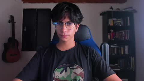 Snapshot of literateboy chatting on 05-30-26, 01:46 Literateboy online show from 05-30-26, 01:46
