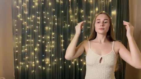 LUNA online show from 12-14-25, 06:23