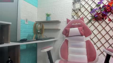 VANESSA online show from 04-22-26, 01:12