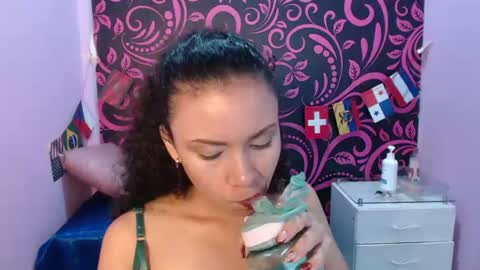 little18doll online show from 07-10-26, 12:59