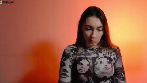 Snapshot of little___angell chatting on 02-12-25, 05:16 Tina online show from 02-12-25, 05:16