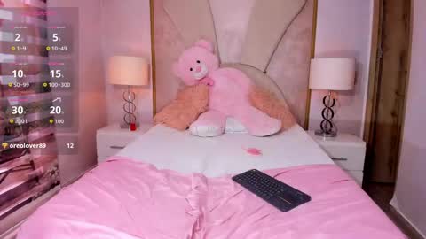 Snapshot of little__doll18 chatting on 06-02-26, 09:06 little__doll18 online show from 06-02-26, 09:06