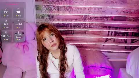 Snapshot of little__doll18 chatting on 07-06-26, 08:55 little__doll18 online show from 07-06-26, 08:55