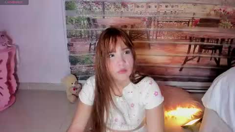 Snapshot of little__doll18 chatting on 07-11-26, 09:56 little__doll18 online show from 07-11-26, 09:56