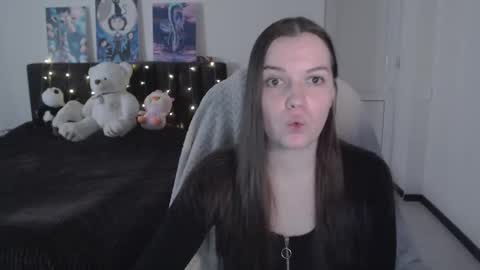 little__flowers online show from 10-26-25, 08:20