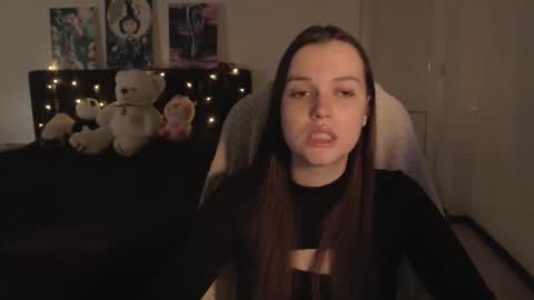 little__flowers online show from 10-27-25, 09:57