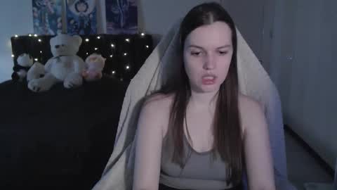 little__flowers online show from 12-05-25, 09:51