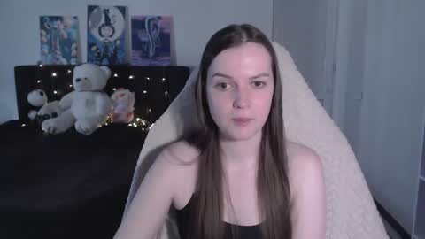 Snapshot of little__flowers chatting on 07-30-26, 10:25 little__flowers online show from 07-30-26, 10:25