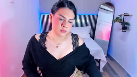 L I T T L E A L L I online show from 02-02-26, 10:52