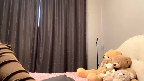 Catherine online show from 12-18-25, 03:12