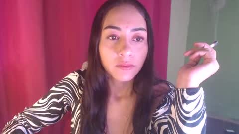 Aliciaparaisss online show from 11-05-25, 03:17