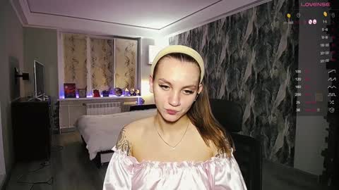 Birdy online show from 12-27-24, 08:28